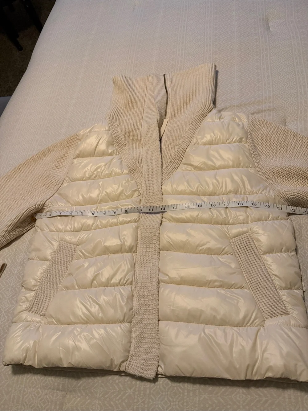 Varley Montrose puffer Jacket - Picture 12 of 16